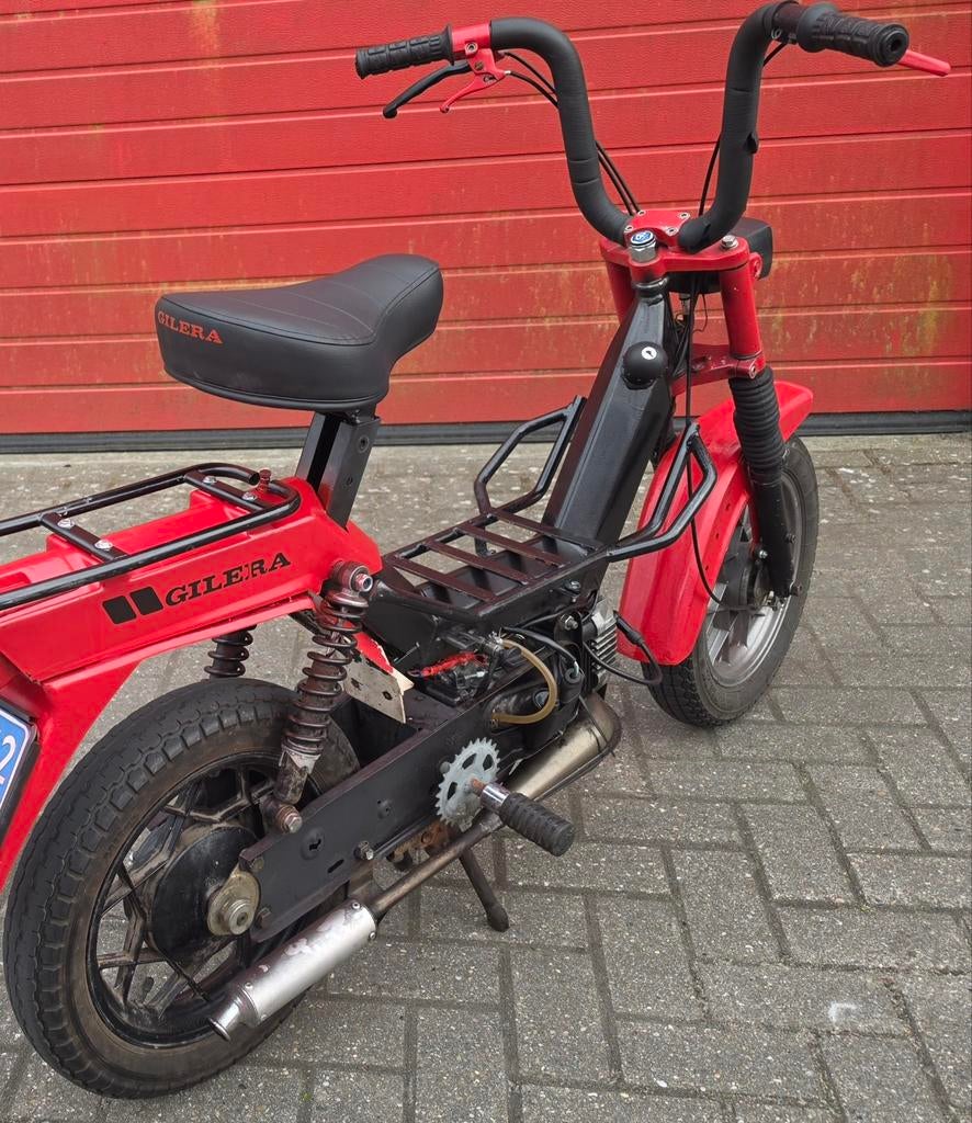 Gilera Citta Snor CDI rood, Fietsen en Brommers, Brommers | Tomos, Overige modellen, Ophalen