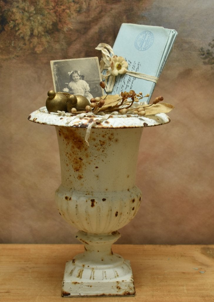 Oud Smeedijzeren Vaas., Pot."Uit Aletta's Tijd", Ophalen of Verzenden