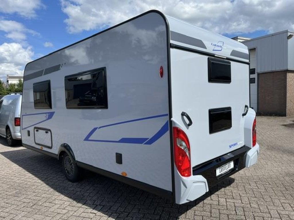 Caravelair Sport Line 476 2026 Nu met 2500 euro korting, Dwars-stapelbed, Bedrijf, Reservewiel, 4 tot 5 meter