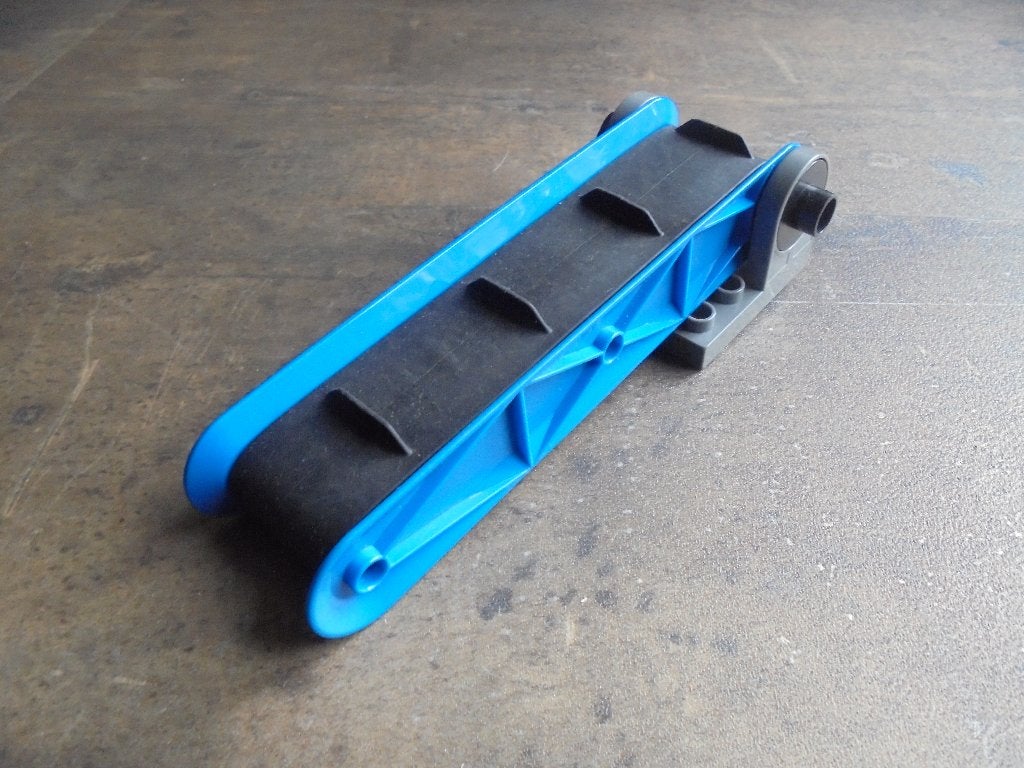 Lego Duplo Conveyor Belt on 4x4 Base (zie foto's), Kinderen en Baby's, Speelgoed | Duplo en Lego, Ophalen of Verzenden, Gebruikt