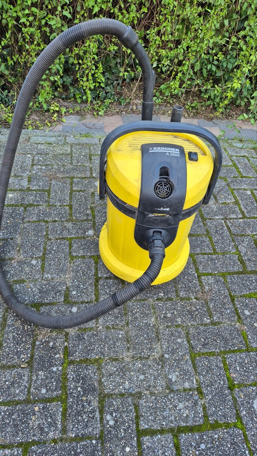 karcher A 2604 stofzuiger en water zuiger?, Doe-het-zelf en Verbouw, Ophalen, Gebruikt, Waterstofzuiger