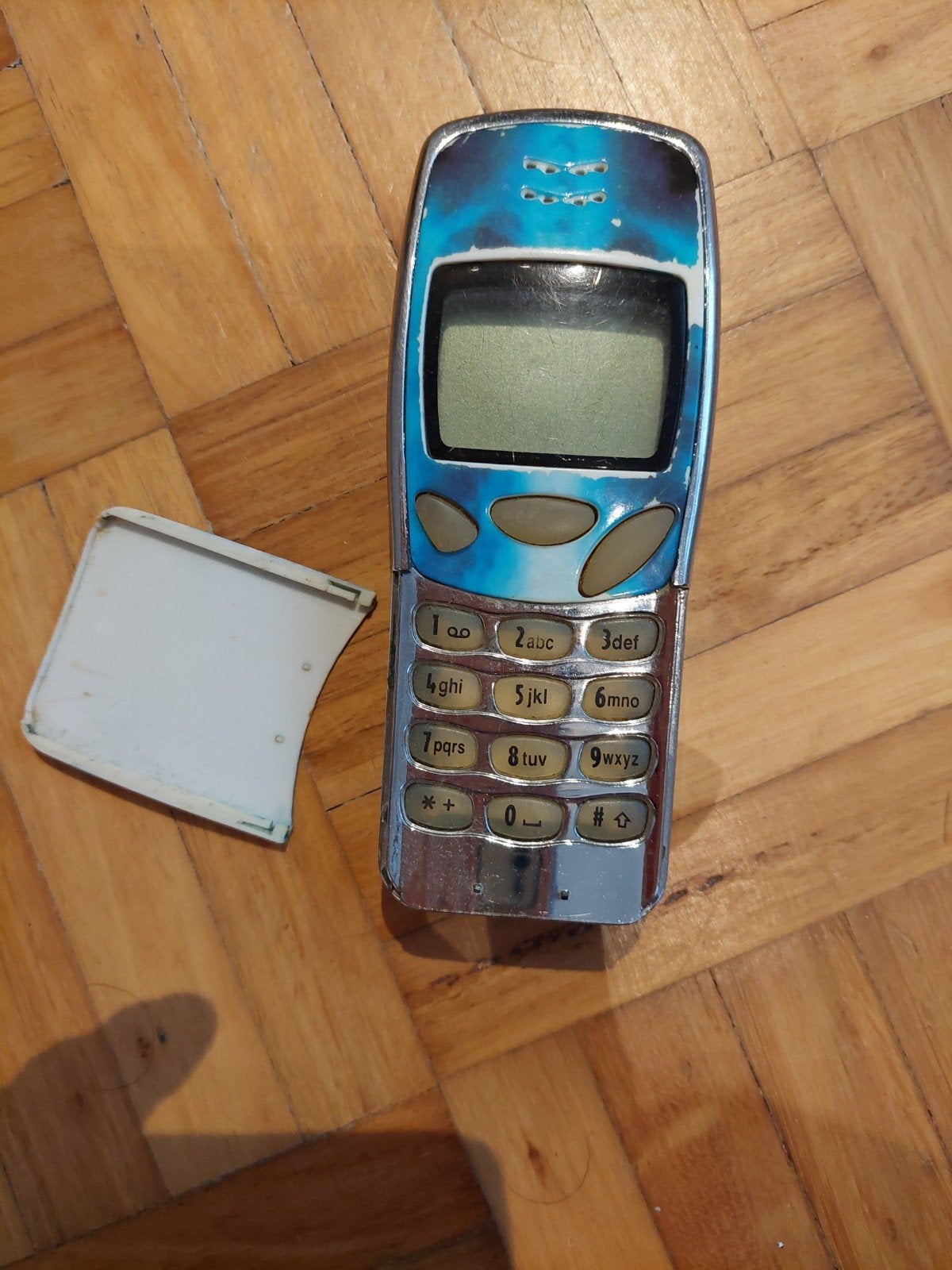 Nokia 3310 - Klassieke Mobiele Telefoon (Gebruikt), Telecommunicatie, Gebruikt, Overige kleuren, Geen camera, Fysiek toetsenbord