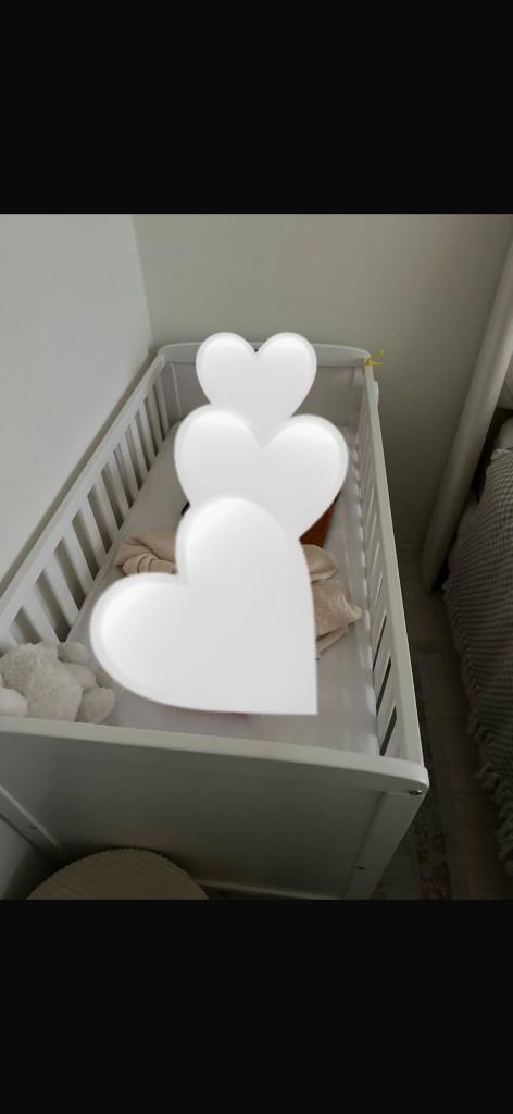 Ledikant baby bed, Ophalen of Verzenden, Zo goed als nieuw, Minder dan 140 cm, Matras