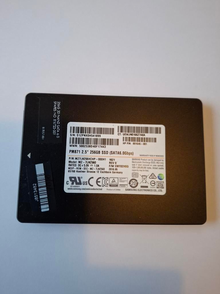 Samsung PM871 256GB 2.5" SSD SATA III, Intern, 256GB, 65760 Koelner Strasse 12 Eschborn Germany, Ophalen of Verzenden