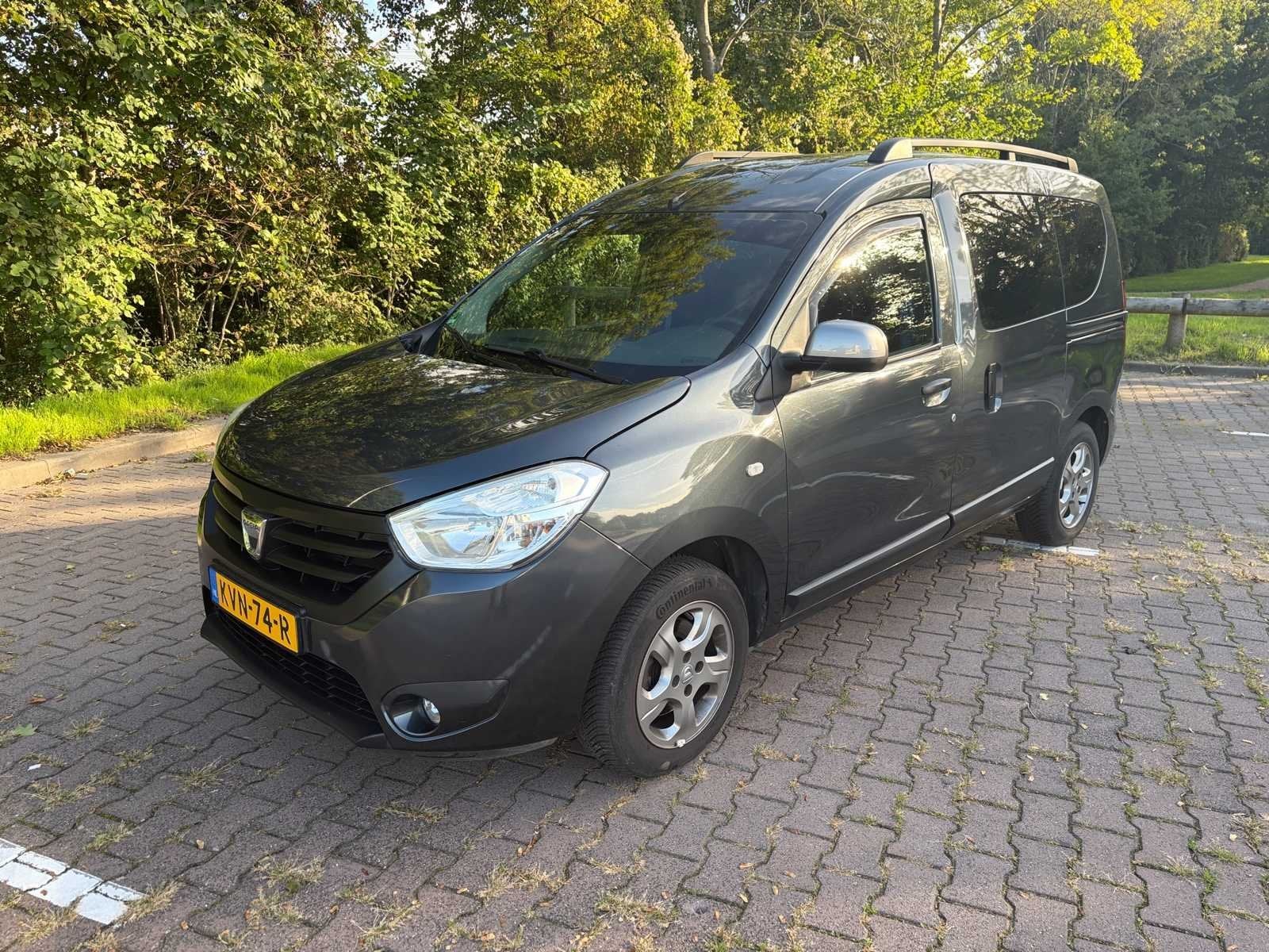 2015 Dacia Dokker 1.2 TCe S&S Ambiance personen auto, Auto's, Voorwielaandrijving, Gebruikt, 4 cilinders, 116 pk