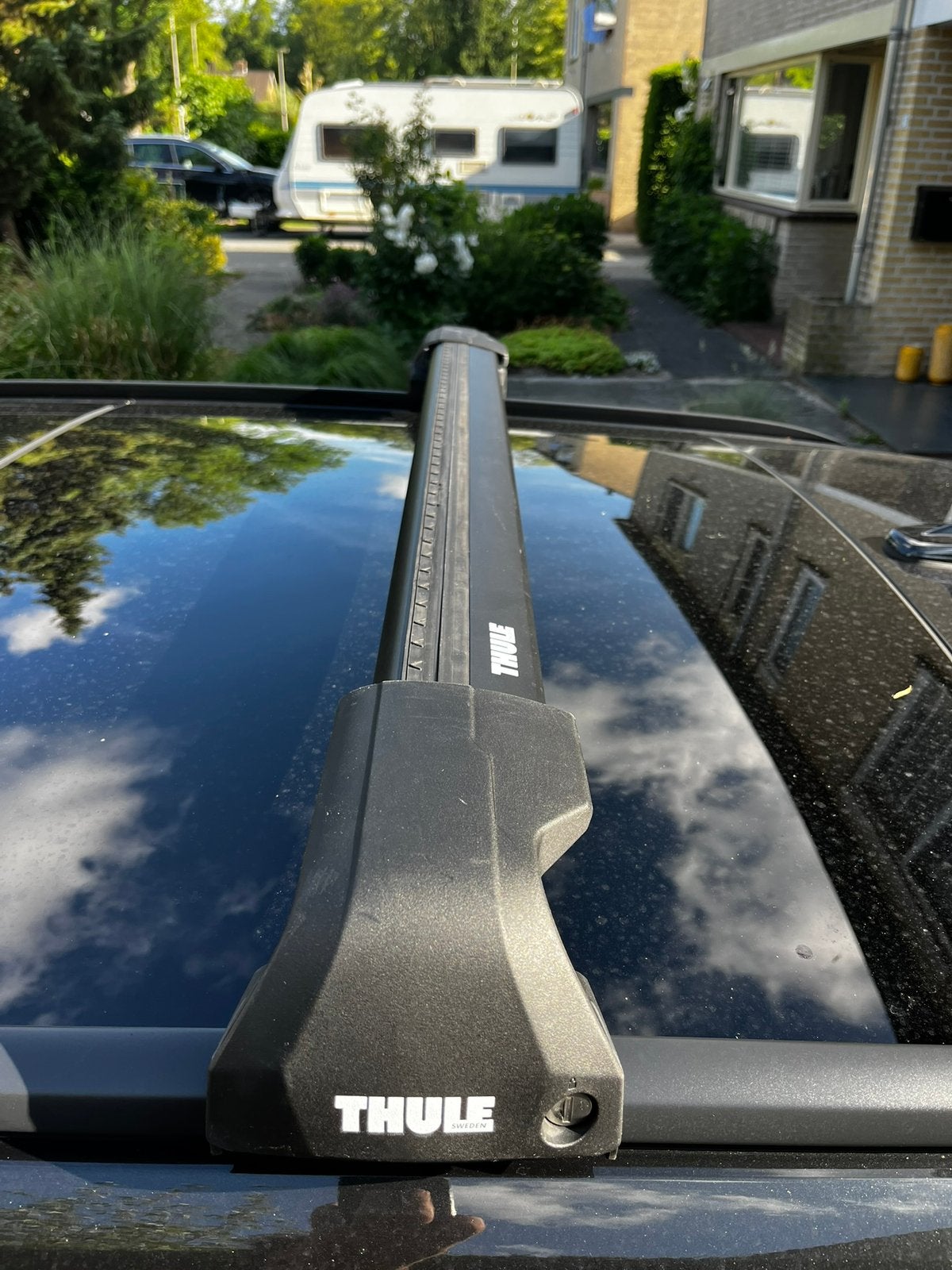 Te huur, Thule WingBar Edge, Audi A6 Avant (C8) 2019+, Ophalen, Zo goed als nieuw