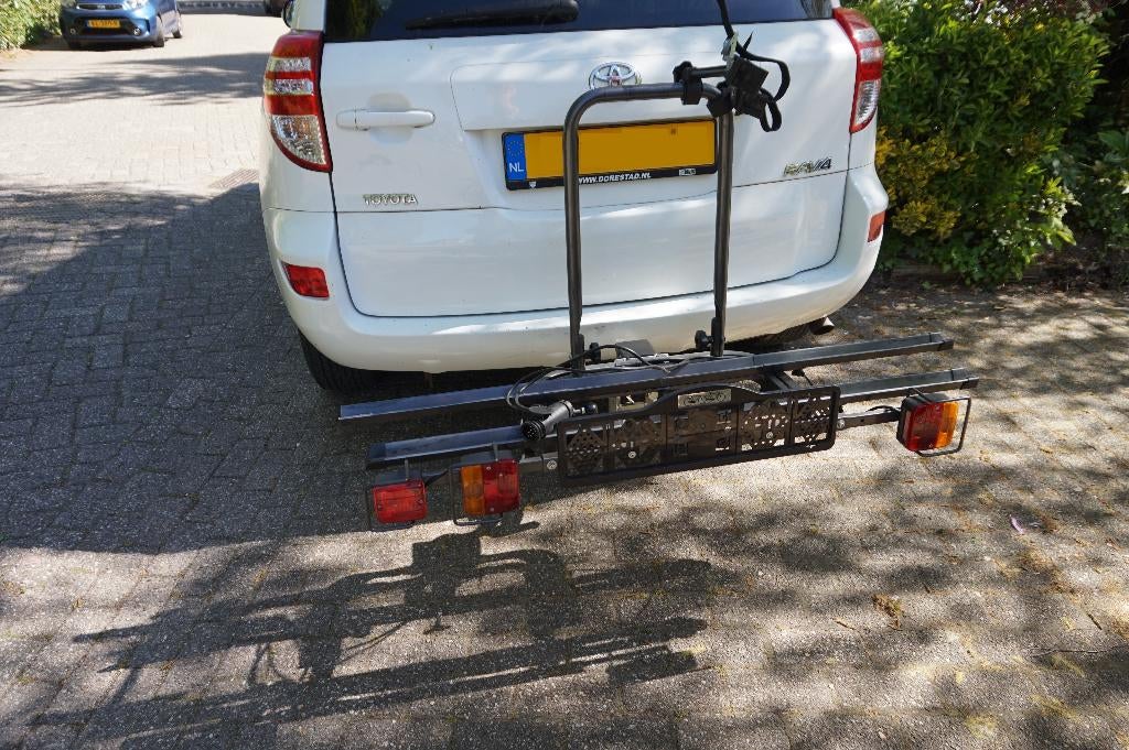 fietsendrager, Auto diversen, Fietsendragers, Gebruikt, Brede banden, Ophalen of Verzenden, 2 fietsen