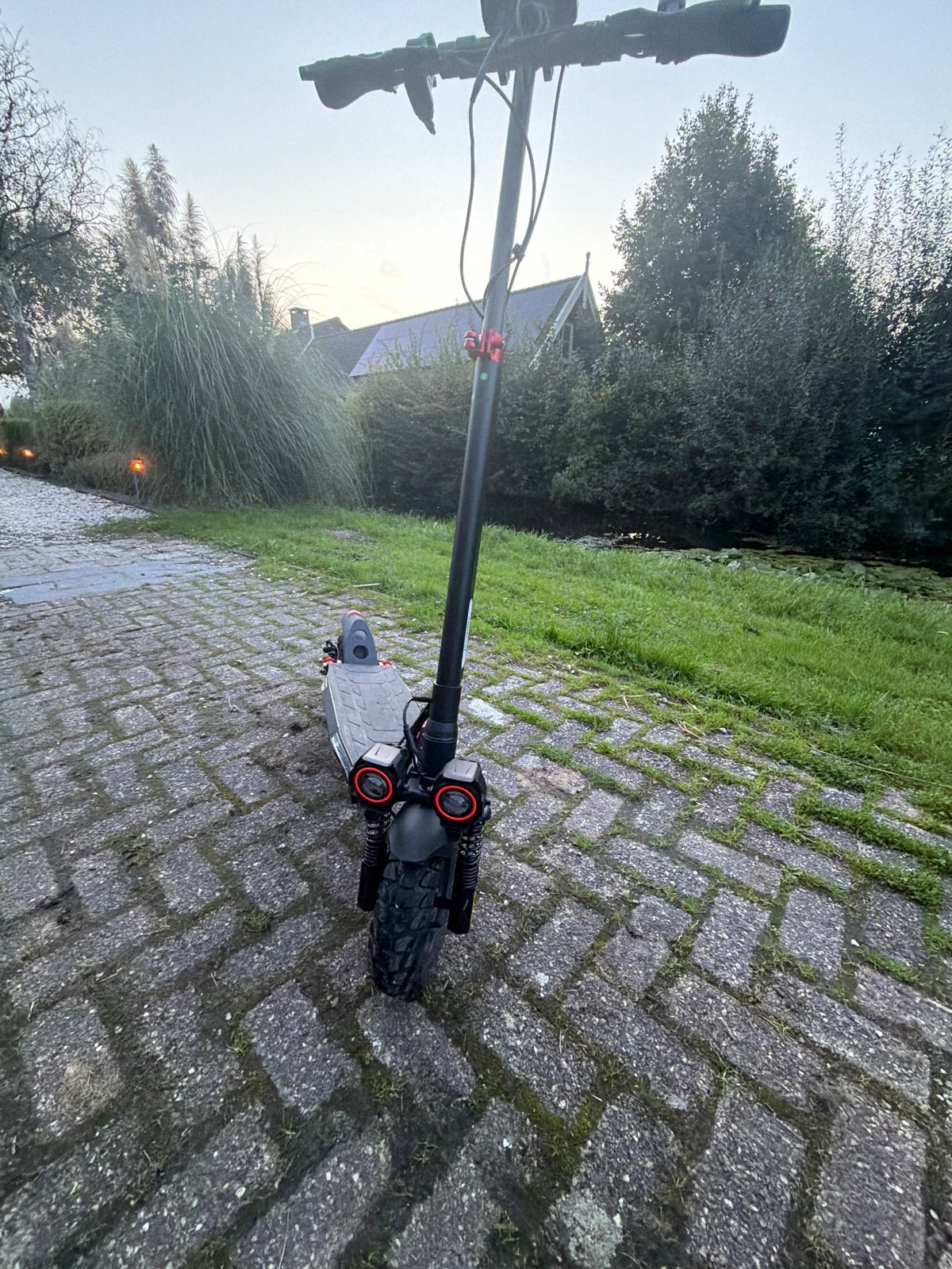 Elektrische step (E-scooter) - Zo goed als nieuw