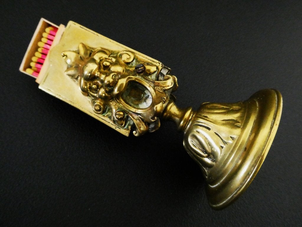 Antieke luciferhouder met mythologisch figuur Carpe Diem, Antiek en Kunst, Ophalen of Verzenden