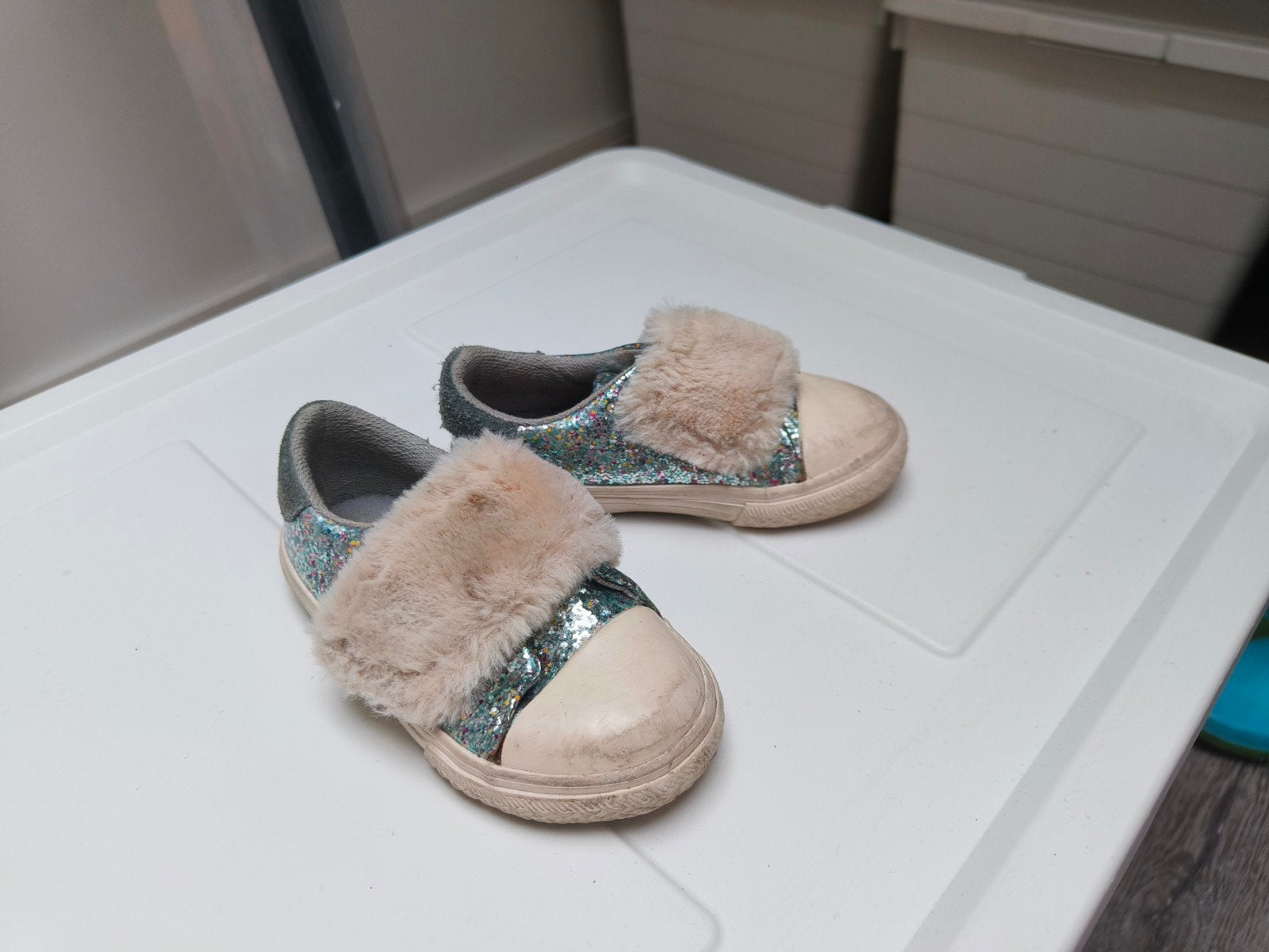 Zara Baby Meisjes Schoenen Maat 21 met Glitter en Bont, Gebruikt, Zara Baby, Meisje, Schoenen