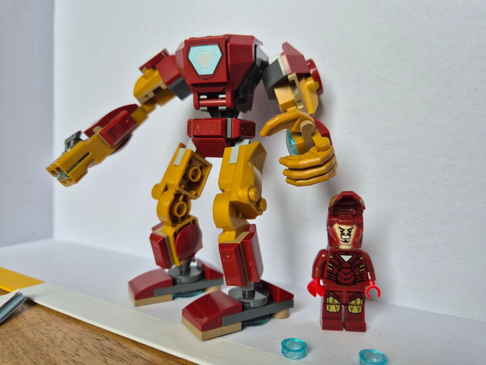 Lego Marvel Iron Man Mech 76203 met minifiguur, Kinderen en Baby's, Marvel, Lego, Ophalen of Verzenden, Zo goed als nieuw