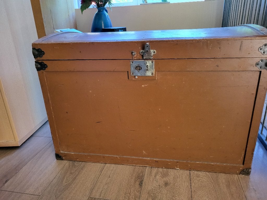 Vintage hutkoffer, Ophalen