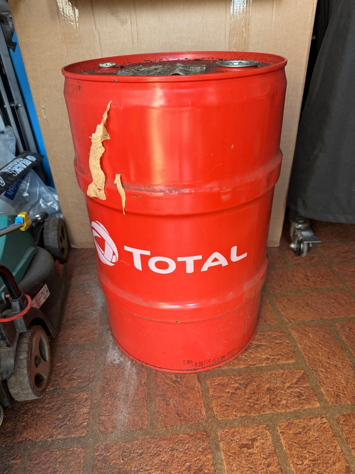 Lege Total olievat - Ideaal voor decoratie of opslag, Ophalen, Gebruikt