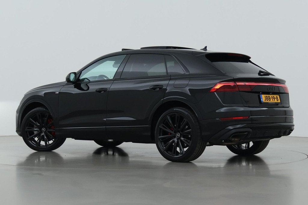 Audi Q8 60 TFSI e quattro Pro Line S Competition | Luchtveri, Auto's, Audi, Automaat, Gebruikt, 2995 cc, Q8