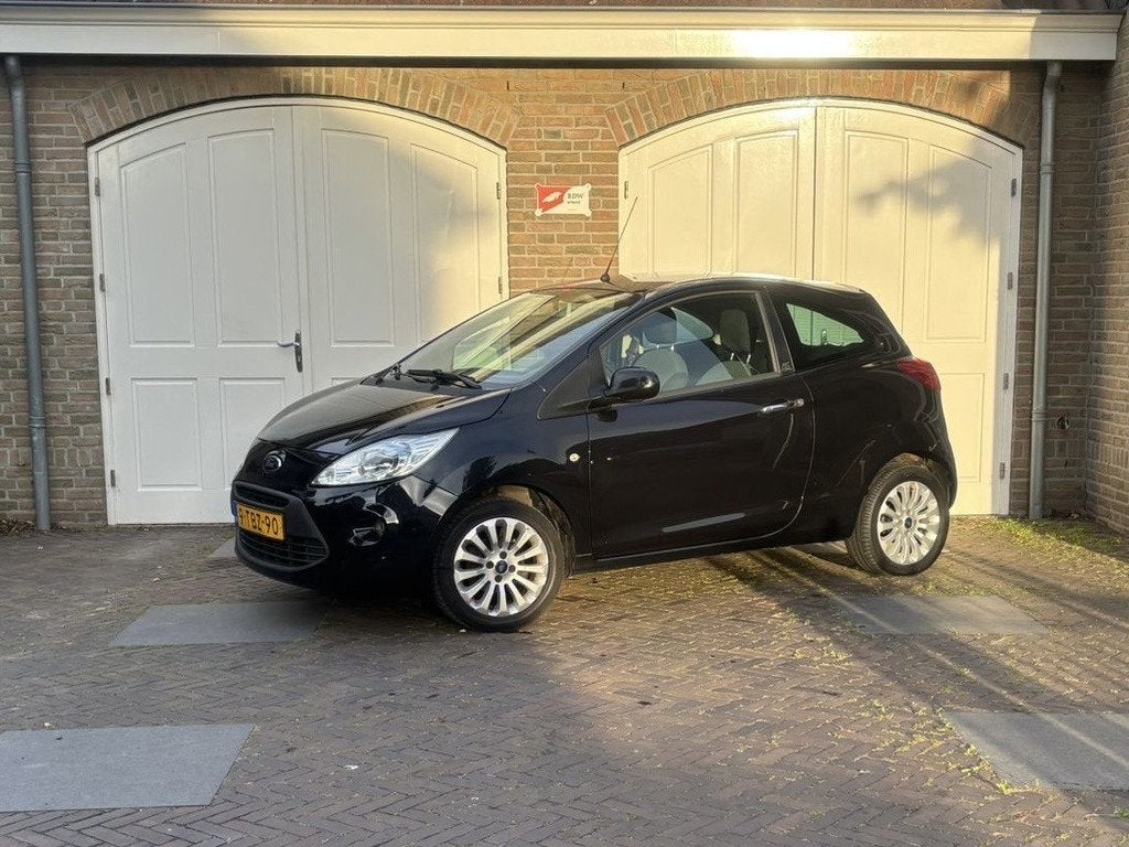 Ford Ka 1.2 Titanium X start/stop (bj 2014), Auto's, Voorwielaandrijving, Euro 5, Stof, Gebruikt