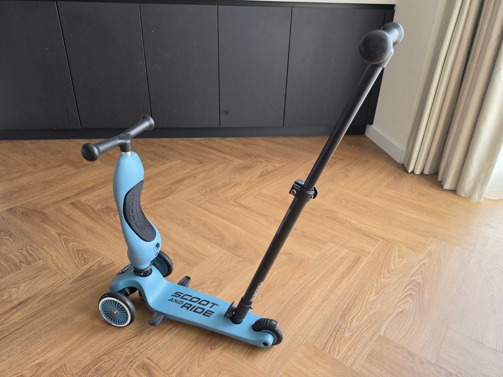 Scoot and Ride Highwaykick 1 Push and Go (Steel) - 2-in-1, Ophalen, Zo goed als nieuw, Gewone step, Scoot and Ride