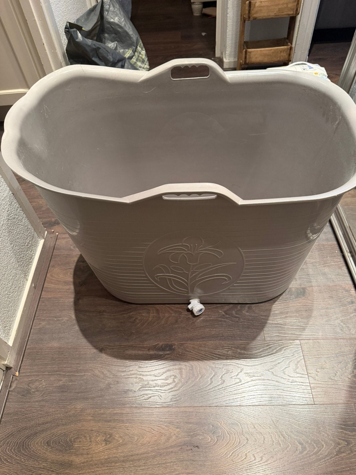 Bath bucket, Huis en Inrichting, Ophalen, Gebruikt, Overige typen, 50 tot 100 cm