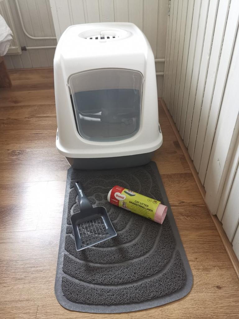 Ongebruikte kattenbak + toebehoren (nieuwprijs €40), Dieren en Toebehoren, Kattenbakken, Nieuw, Ophalen
