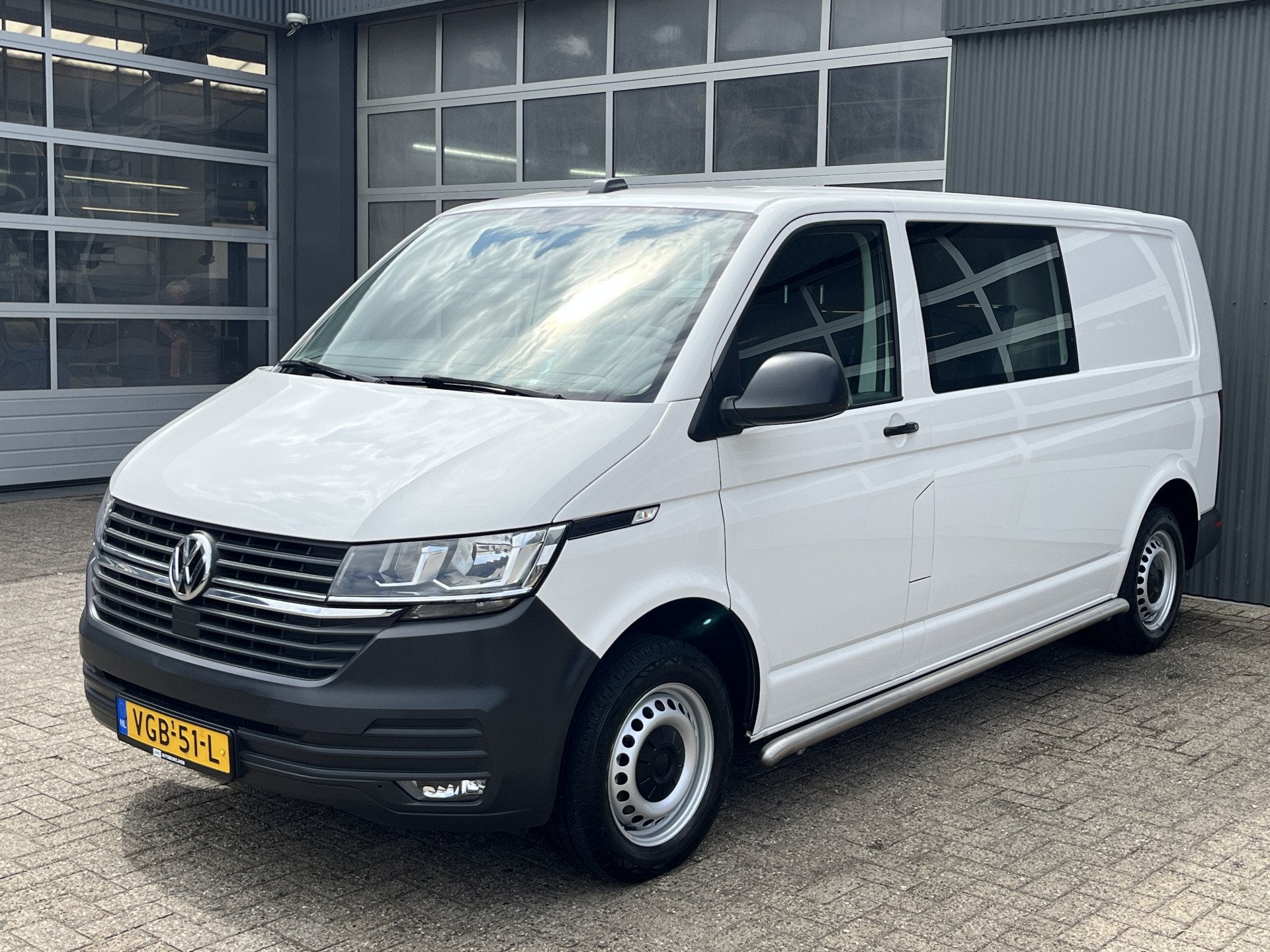 Volkswagen Transporter 2.0 TDI L2H1 DC 150pk Airco Cruise co, Voorwielaandrijving, Gebruikt, 4 cilinders, 150 pk