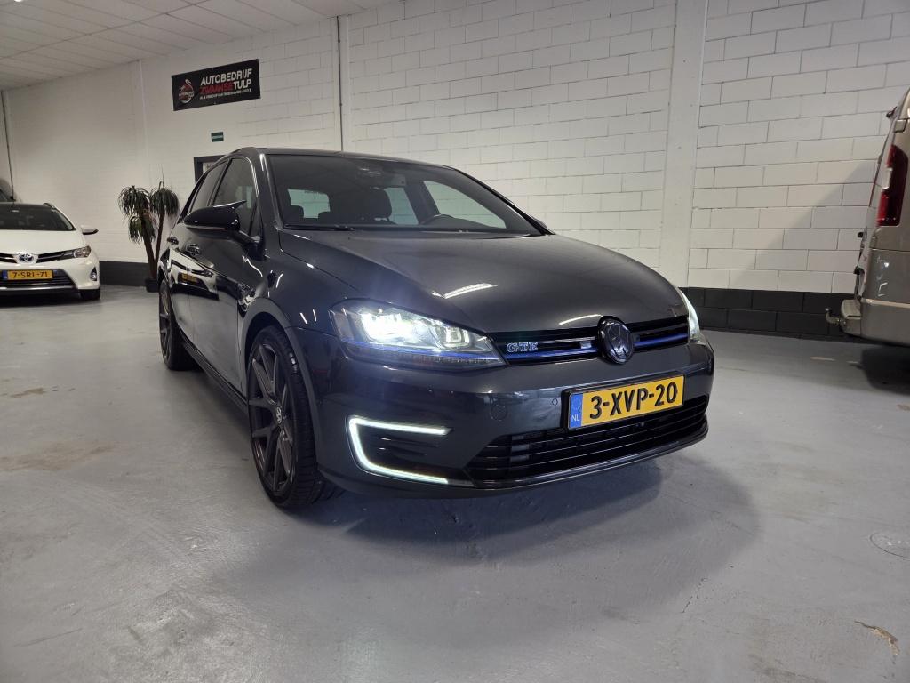 Volkswagen Golf 1.4 TSI GTE SPORT (bj 2014, automaat), Auto's, Volkswagen, Gebruikt, 4 cilinders, 150 pk, 1499 kg