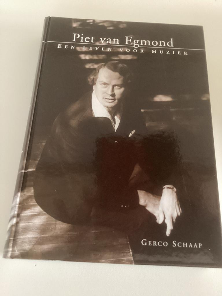 Piet van Egmond: Een leven voor muziek - Biografie, Boeken, Muziek, Ophalen of Verzenden, Zo goed als nieuw, Artiest