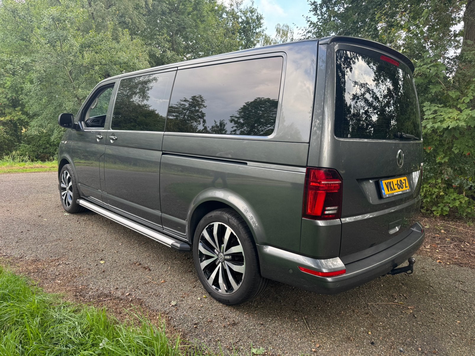 Foto 7 van Volkswagen T6.1 Bulli 204PK 4Motion | Zeer compleet | DC
