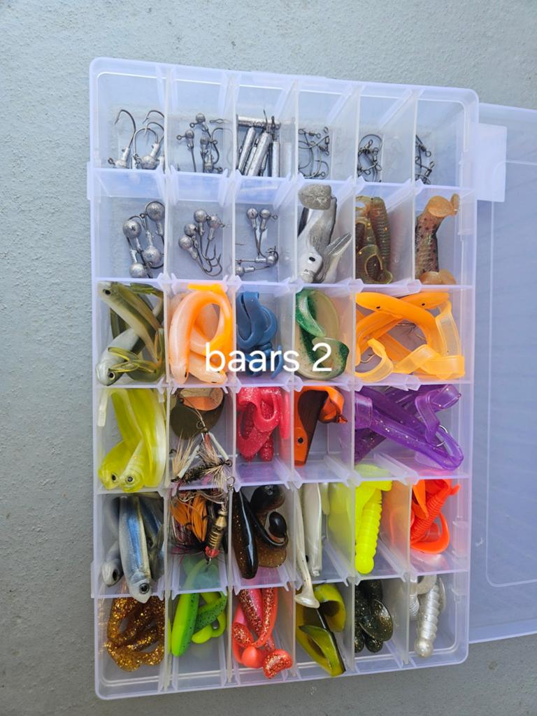 Visgerei: Complete set kunstaas en jigkoppen voor baars, Ophalen of Verzenden, Kunstaas