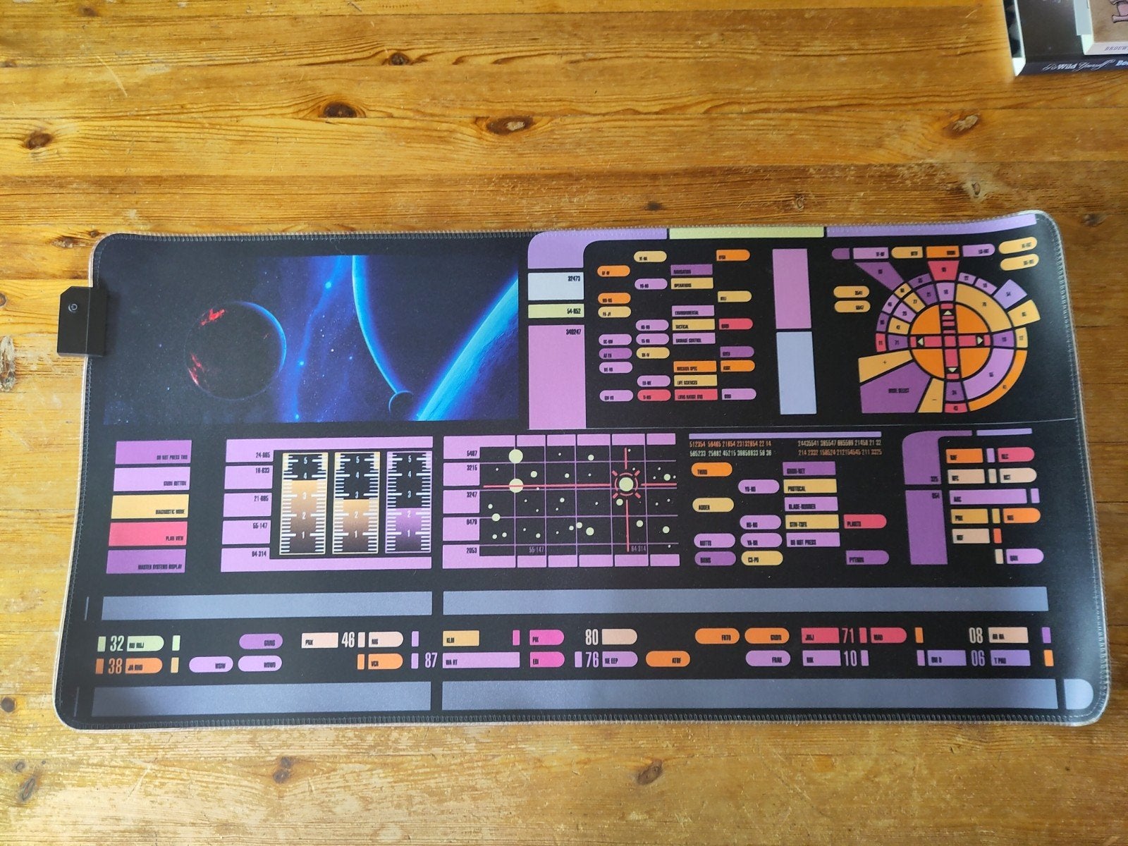 Star Trek the Next generation muismat met RGB LED 70x35, Ophalen of Verzenden, Gaming muismat, Zo goed als nieuw
