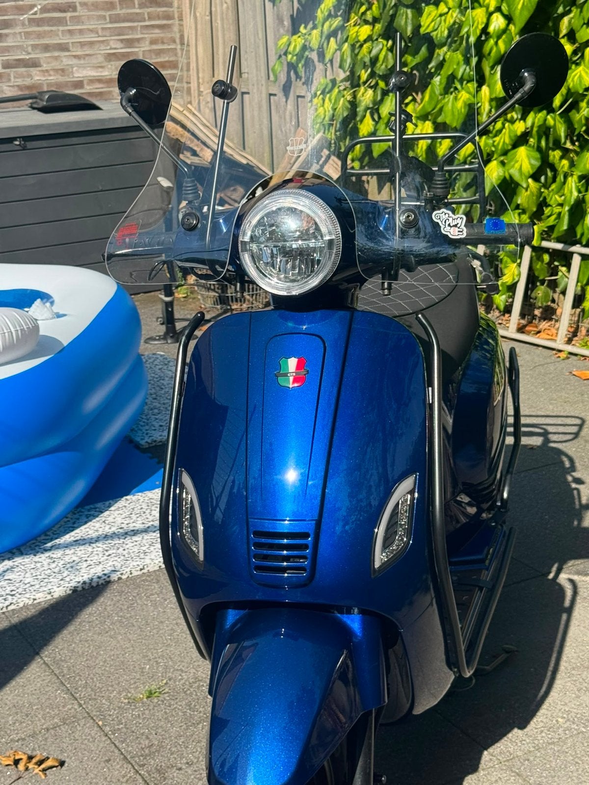 GTS Toscane Scooter (juni 2021) met extra's, Fietsen en Brommers, Scooters | Vespa, Ophalen, Gebruikt, Benzine, Overige modellen