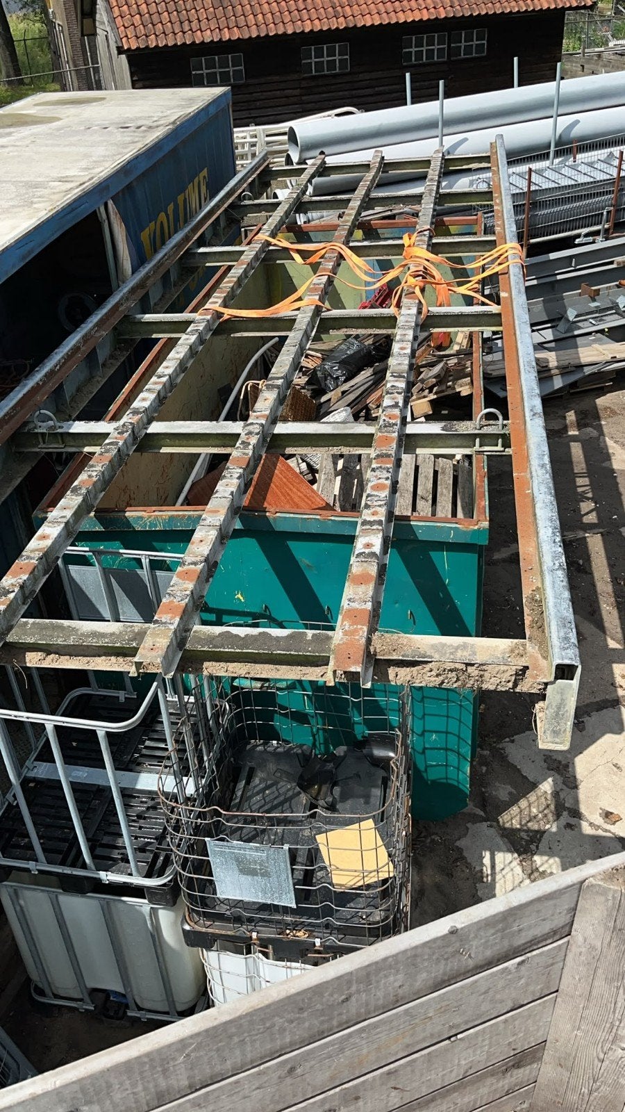 Stalen brugdek / brug 10x3m - Circulaire sloop, Doe-het-zelf en Verbouw, Metalen, Ophalen of Verzenden