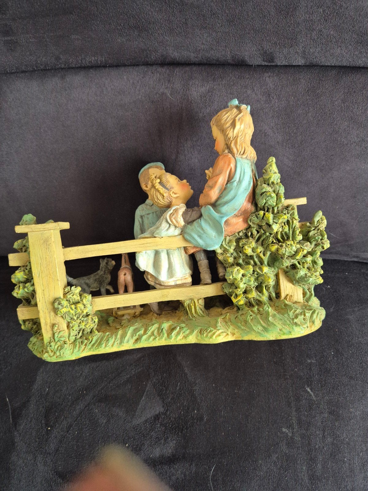 Olt en Sien Collectables Beeldje - Kinderen op bankje, Ophalen of Verzenden