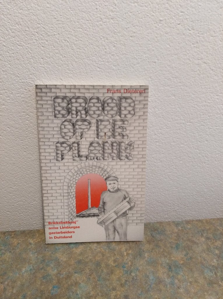 Boek Brood op de plank Brikkebekkersj, Ophalen of Verzenden, Zo goed als nieuw