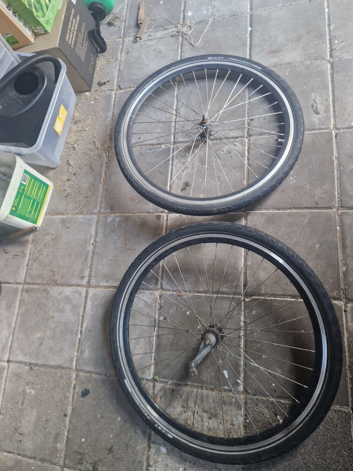 2x band en velg fiets, Ophalen, Gebruikt, Band, Rubber