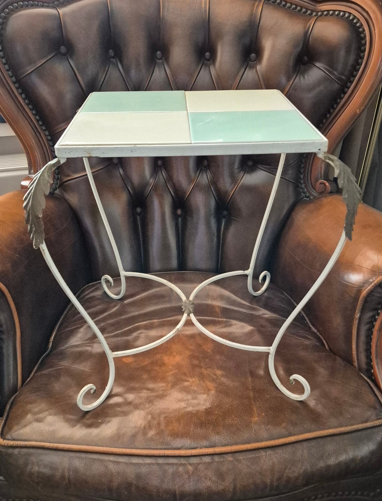 Bijzettafeltje met tegeltableau, vintage Italiaans tafeltje., Ophalen