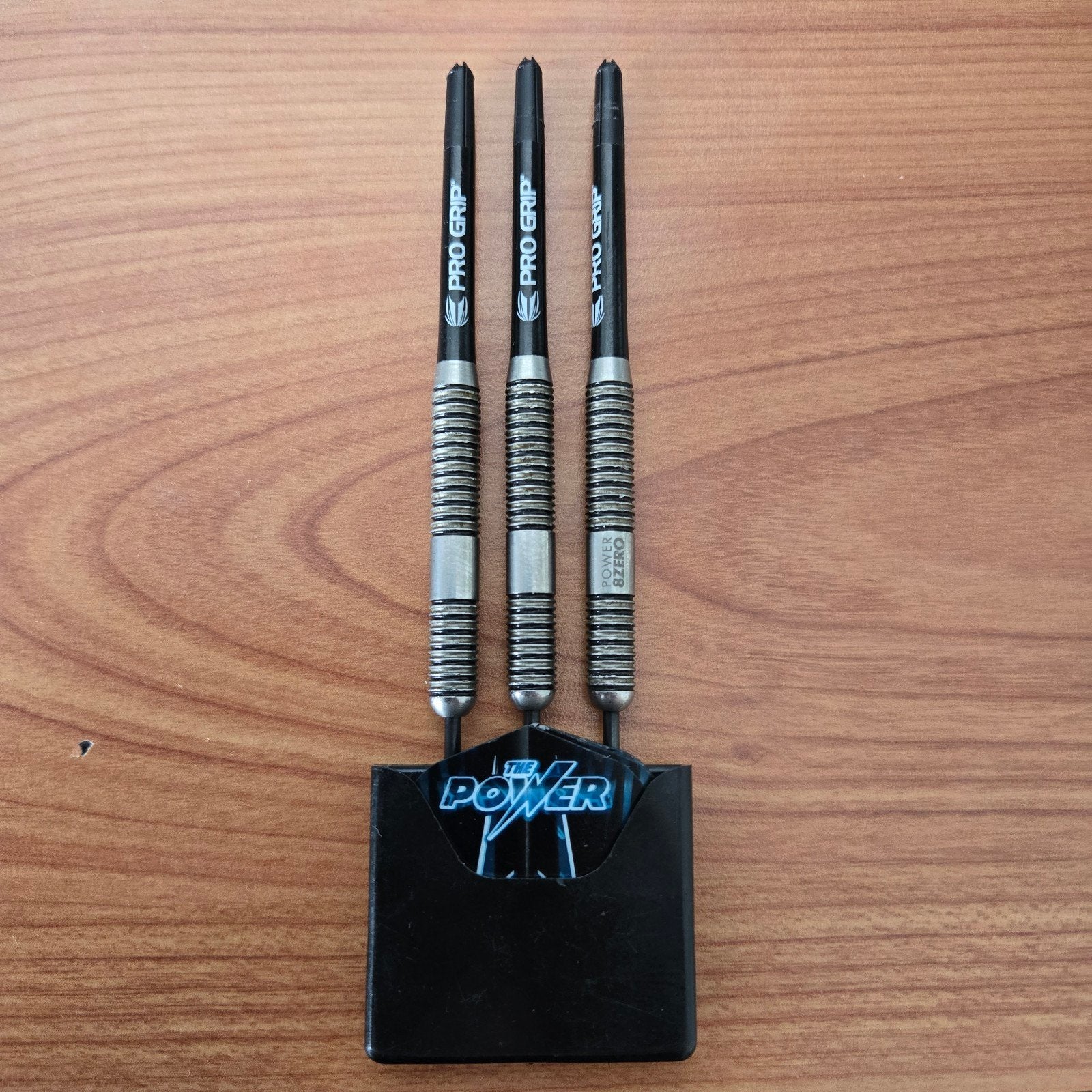 Target darts | Phil Taylor 8ZERO 24 gram, Sport en Fitness, Darts, Ophalen of Verzenden, Gebruikt, Pijlen