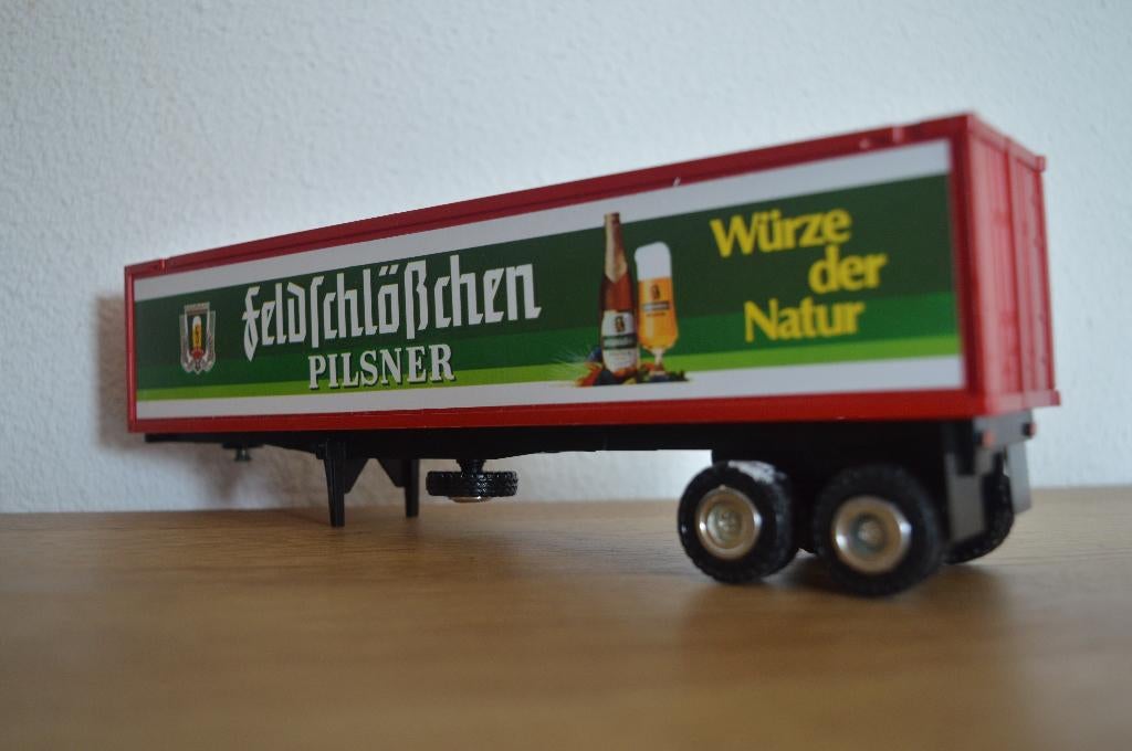 amerikaanse trailer    conrad 1/50, Hobby en Vrije tijd, Modelauto's | 1:50, Ophalen of Verzenden, Zo goed als nieuw, Overige typen