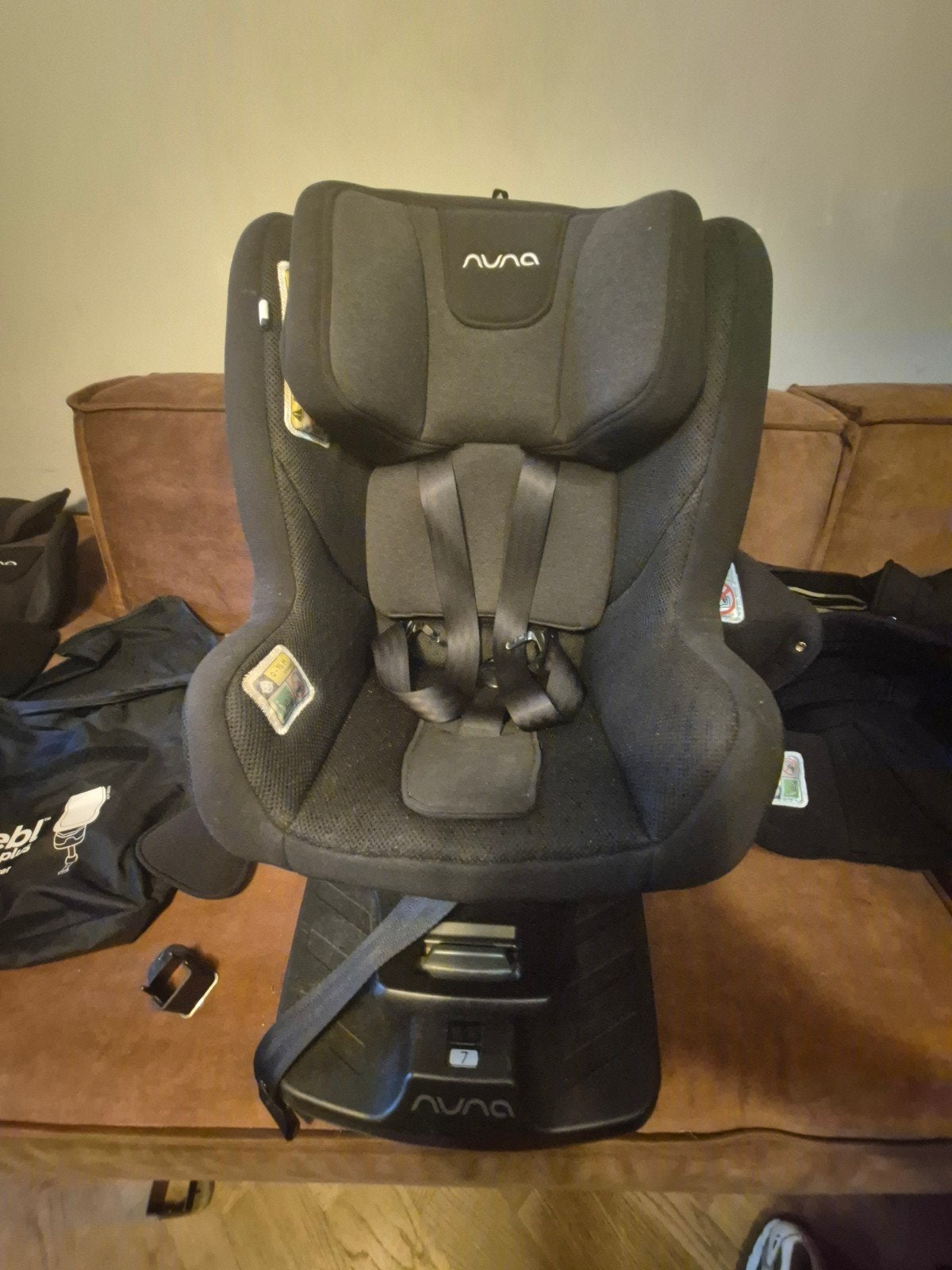 In zeer goede staat: Nuna Rebl Plus autostoel (360 graden), Ophalen, Zo goed als nieuw, Overige merken, Isofix