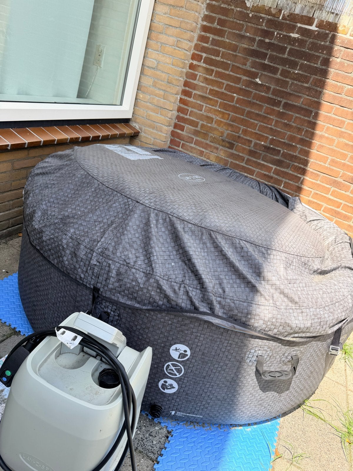 Lay-Z-Spa Havana opblaasbare jacuzzi met afdekzeil en pomp, Tuin en Terras, Bubbelbaden en Hottubs, Ophalen, Gebruikt, Afdekzeil