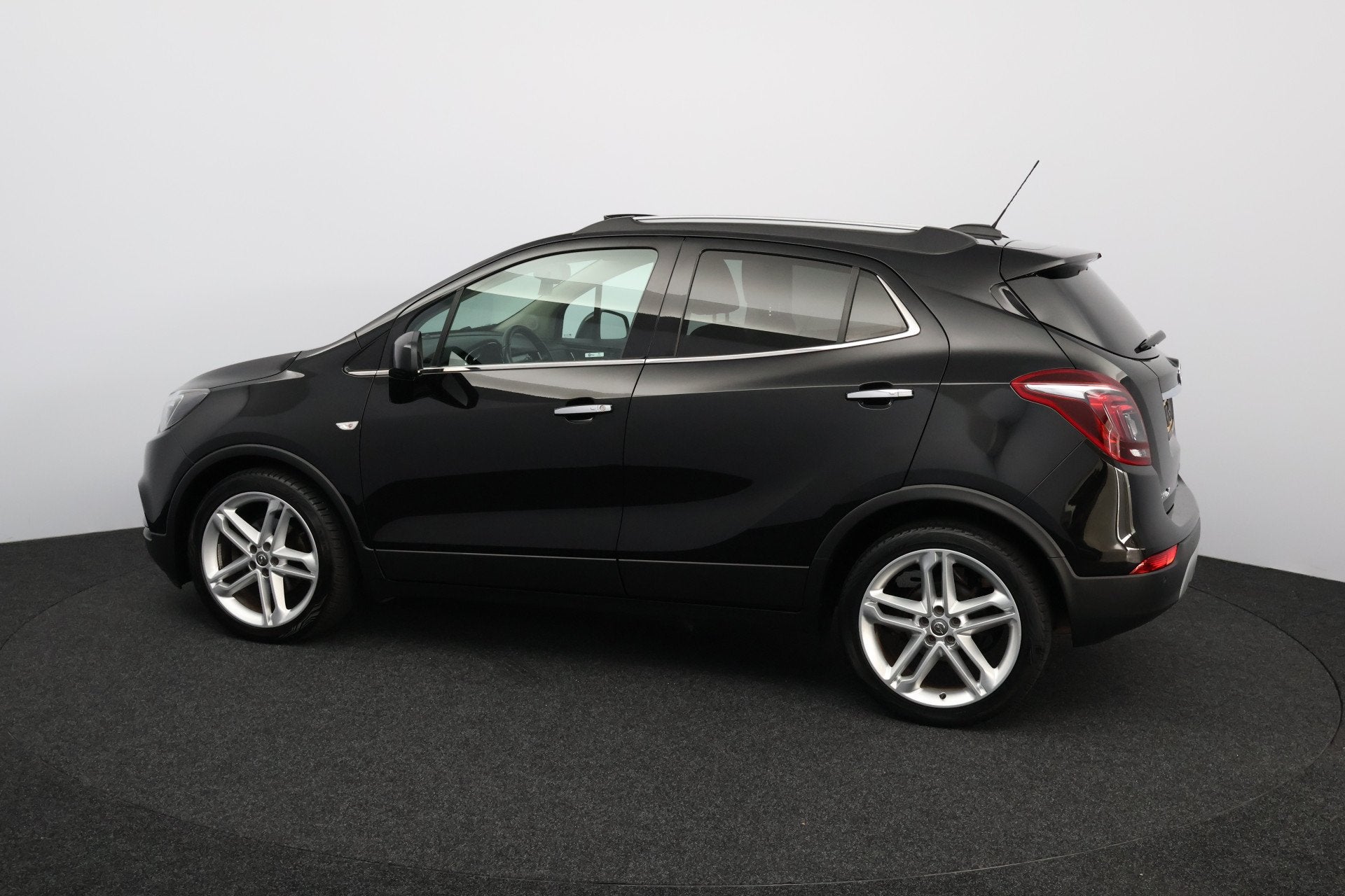 Opel Mokka X 1.4 Turbo Innovation /Schuif-Kanteldak! /LED Ko, Auto's, Voorwielaandrijving, Gebruikt, Euro 6, Zwart