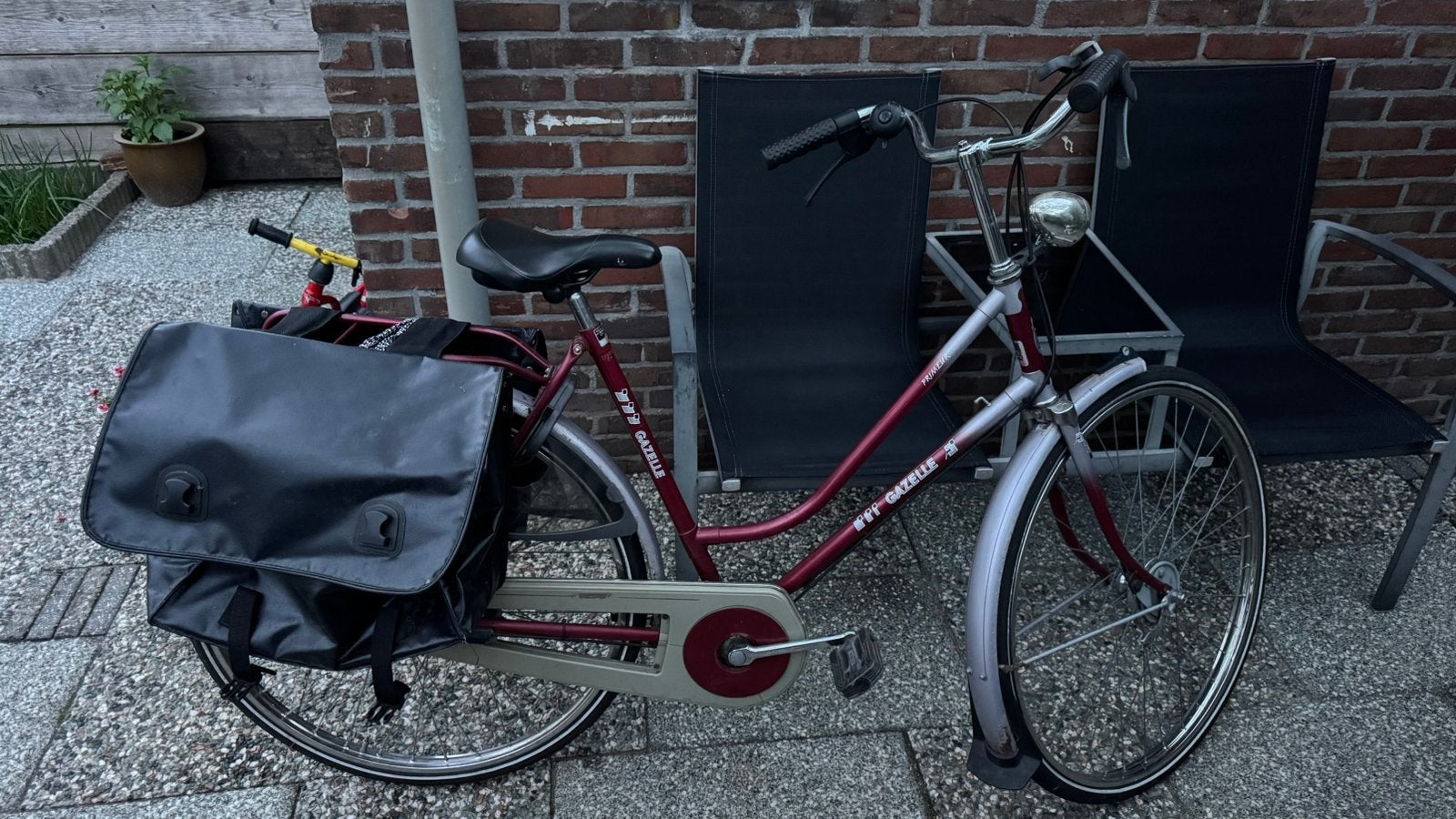 Gazelle fiets met versnellingen, verlichting en fietstas, Ophalen, Velgrem, Versnellingen, Gazelle