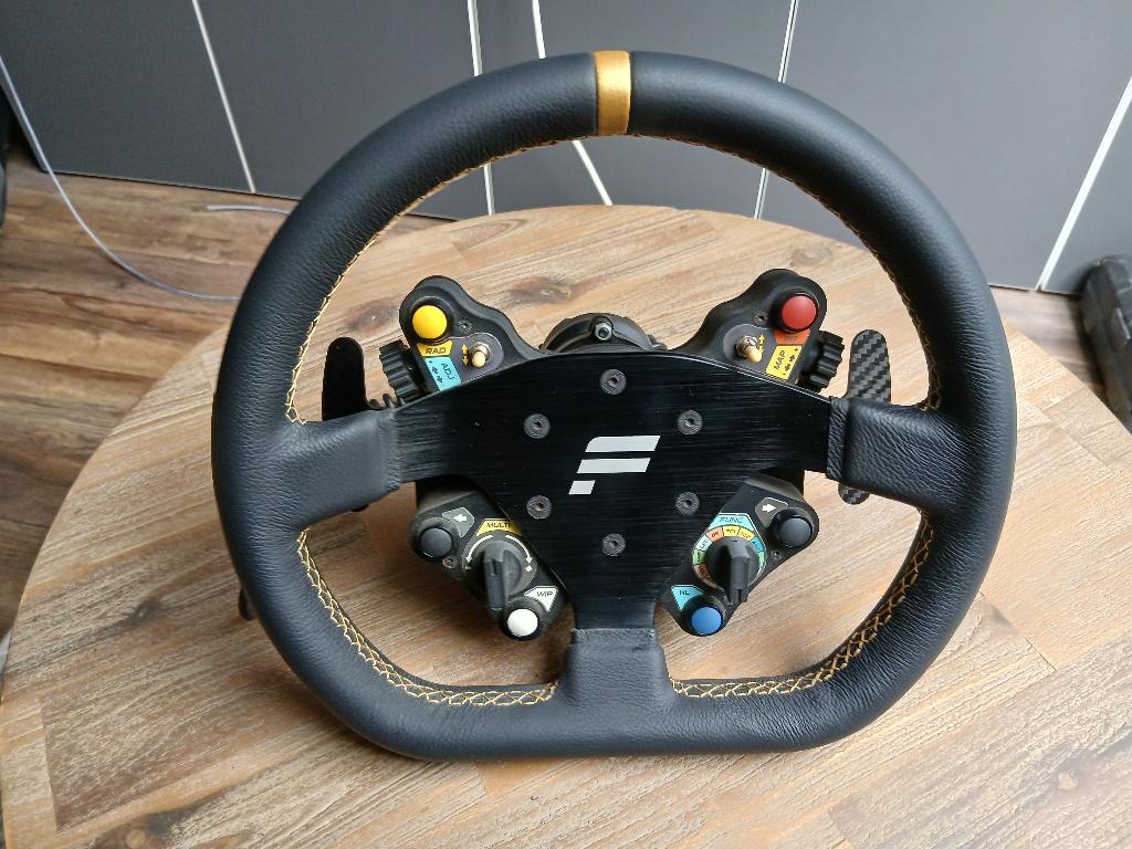 Fanatec Podium Porsche 911 GT3 R leder Stuur met pokorny box, Ophalen of Verzenden, Zo goed als nieuw