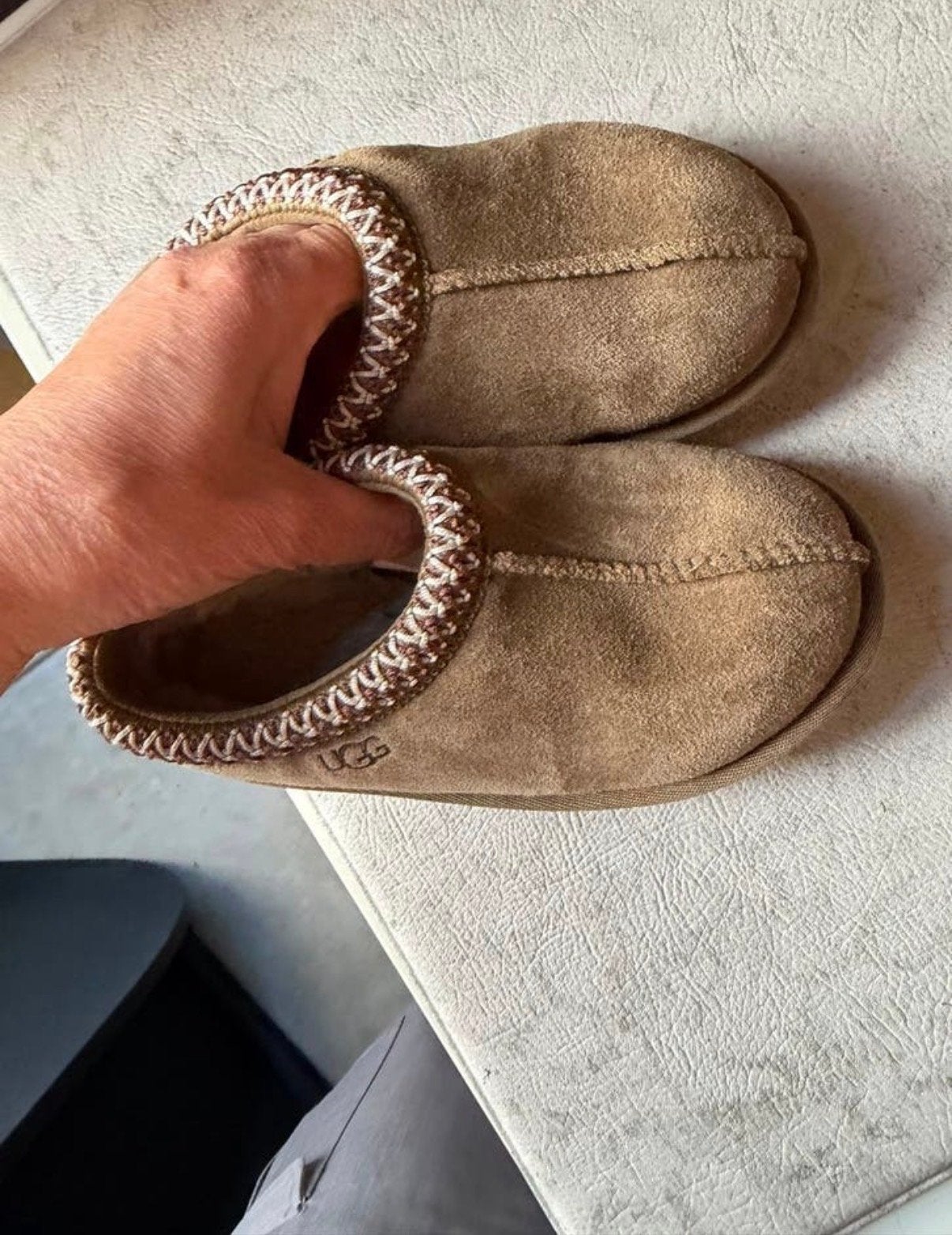 Originele Uggs pantoffels maat 30 - warme voeten!, Verzenden, Gebruikt, Jongen of Meisje, Schoenen