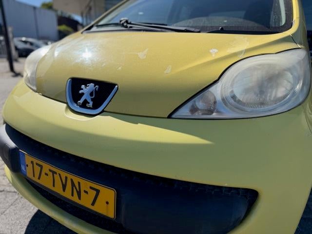Peugeot 107 1.0-12V XR, Auto's, Peugeot, Voorwielaandrijving, Airbags, Gebruikt, Overige kleuren