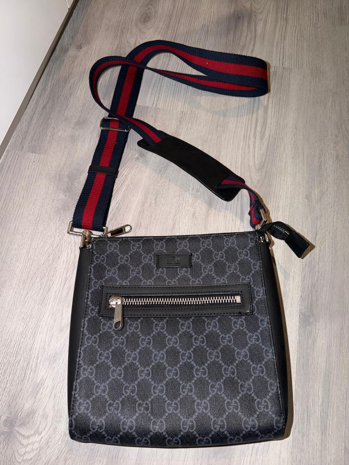 Gucci GG Supreme Messenger Tas Zwart, Ophalen, Zo goed als nieuw, Zwart, Schoudertasje