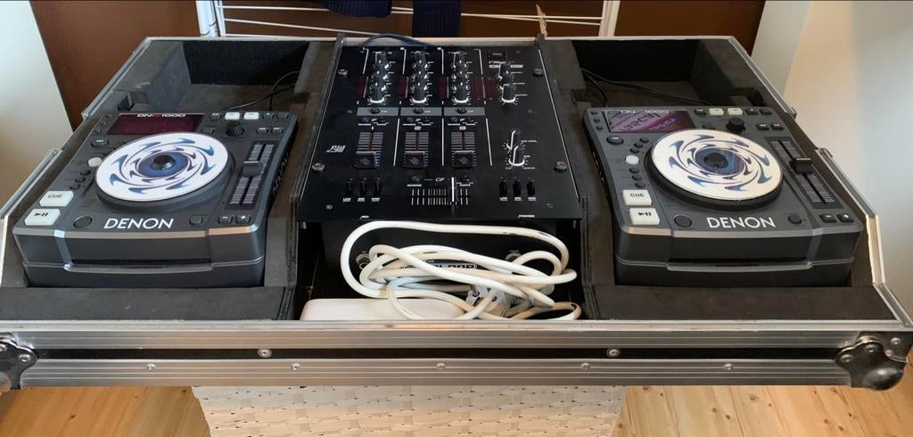 Set: Denon DN-S1000 cd spelers & Reloop RMX-30 in flightcase, Ophalen, Gebruikt, Dj-set, Denon
