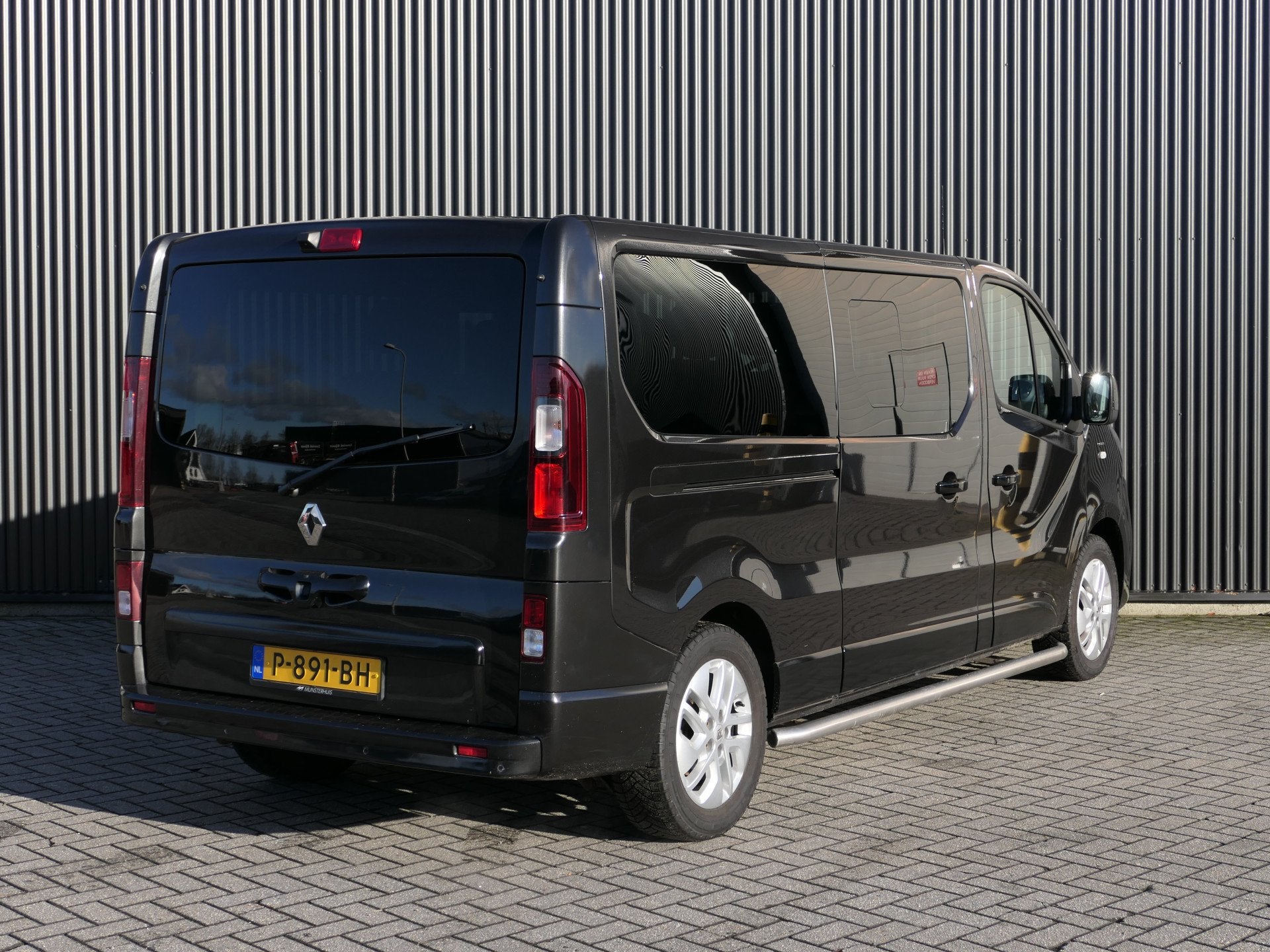 Renault Trafic Passenger 2.0 dCi 170 Grand Intens - INCL.BTW, Dealer onderhouden, Stof, Gebruikt, 241 €/maand