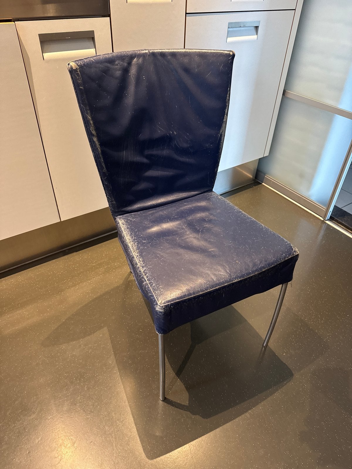 4 stuks Montis Spica keukenstoelen - Blauw Leder, Ophalen, Gebruikt, Blauw, Leer