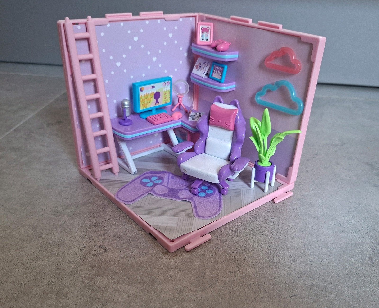 Goliath Suite Spaces Game Room Set ZGAN, Ophalen of Verzenden, Zo goed als nieuw, Poppenhuis