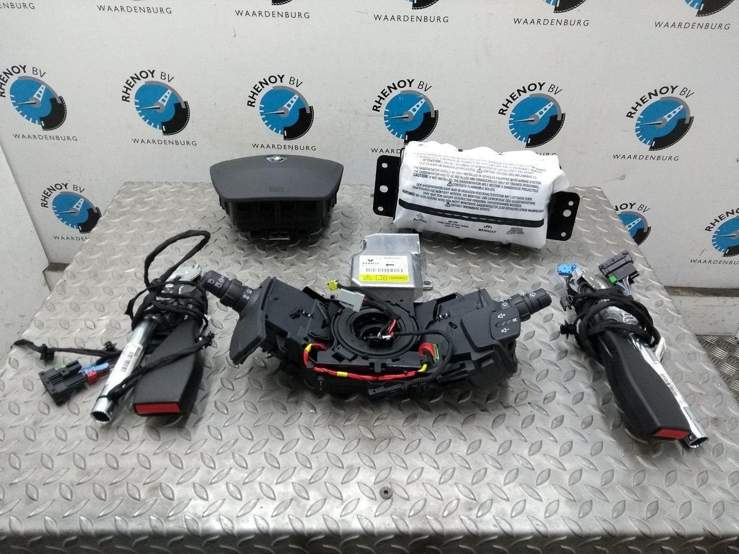 RENAULT KANGOO AIRBAG SET 2020, Ophalen of Verzenden, Gebruikt, ARN erkend