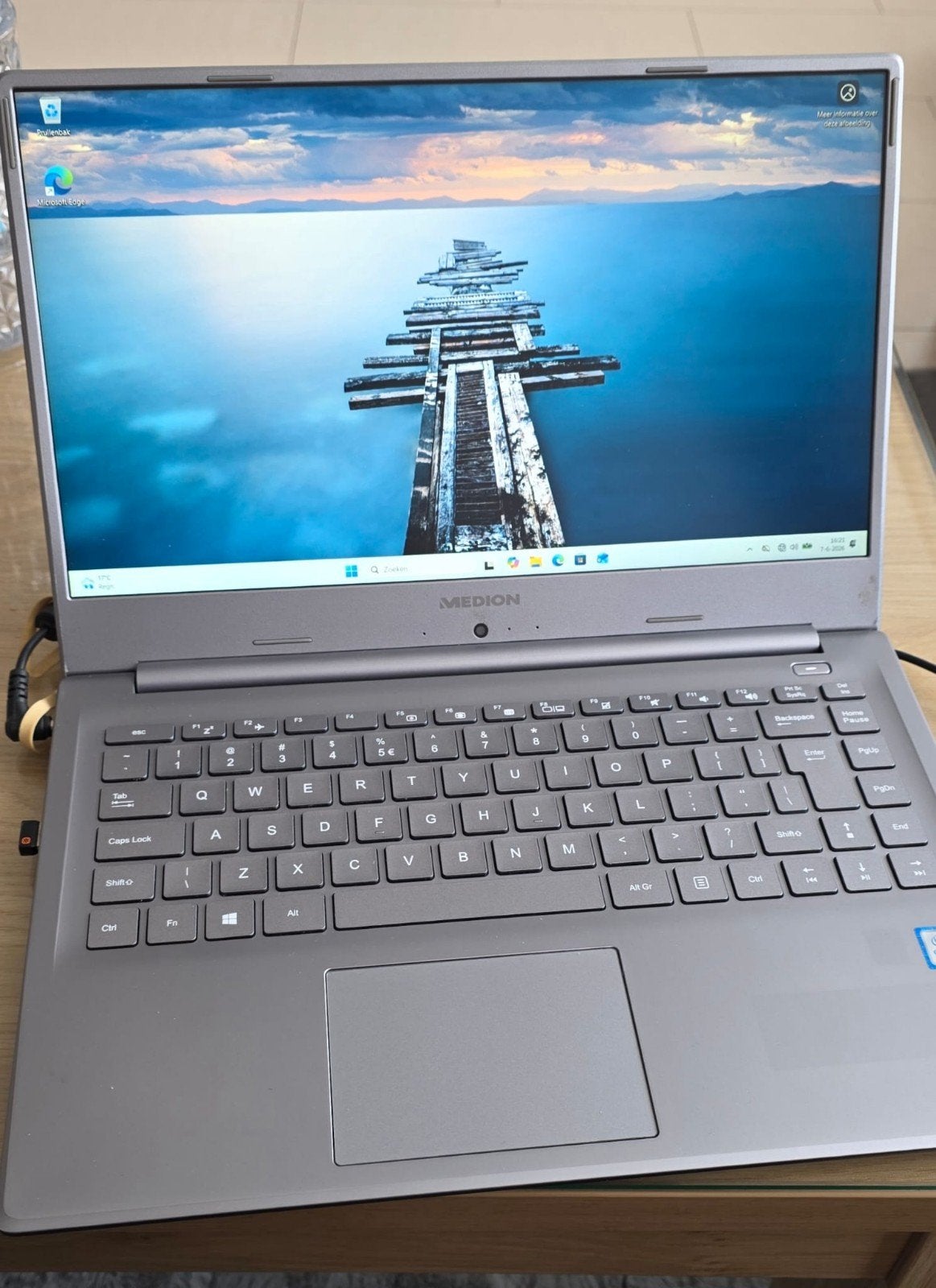 Medion Laptop - Intel Core i5, 4GB RAM, 238GB SSD, Computers en Software, Windows Laptops, Ophalen, Intel Core i5-8265U, Qwerty